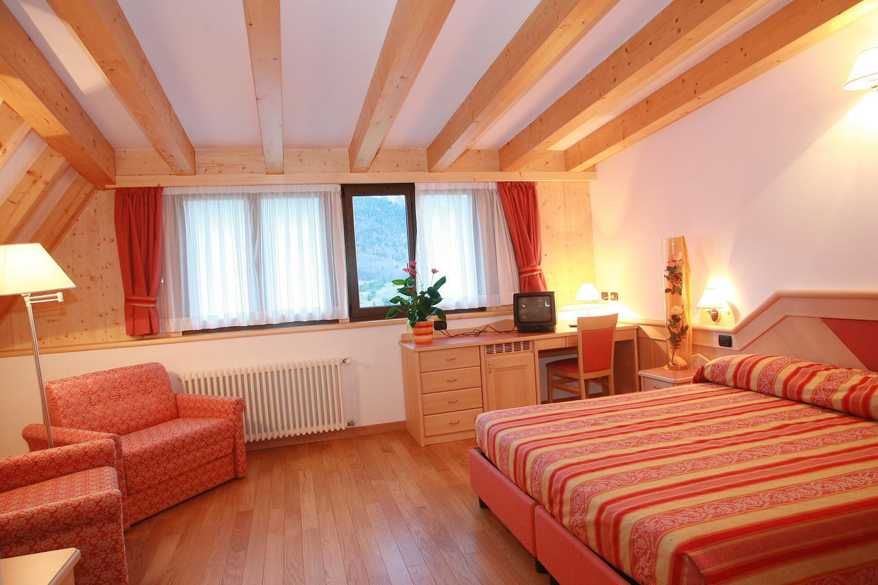 Hotel Regent'S Andalo Room photo